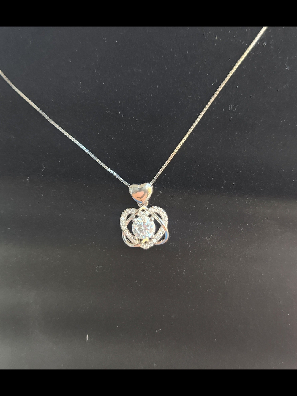 Classic Silver Heart Halo Pendant Necklace with Clear Stone